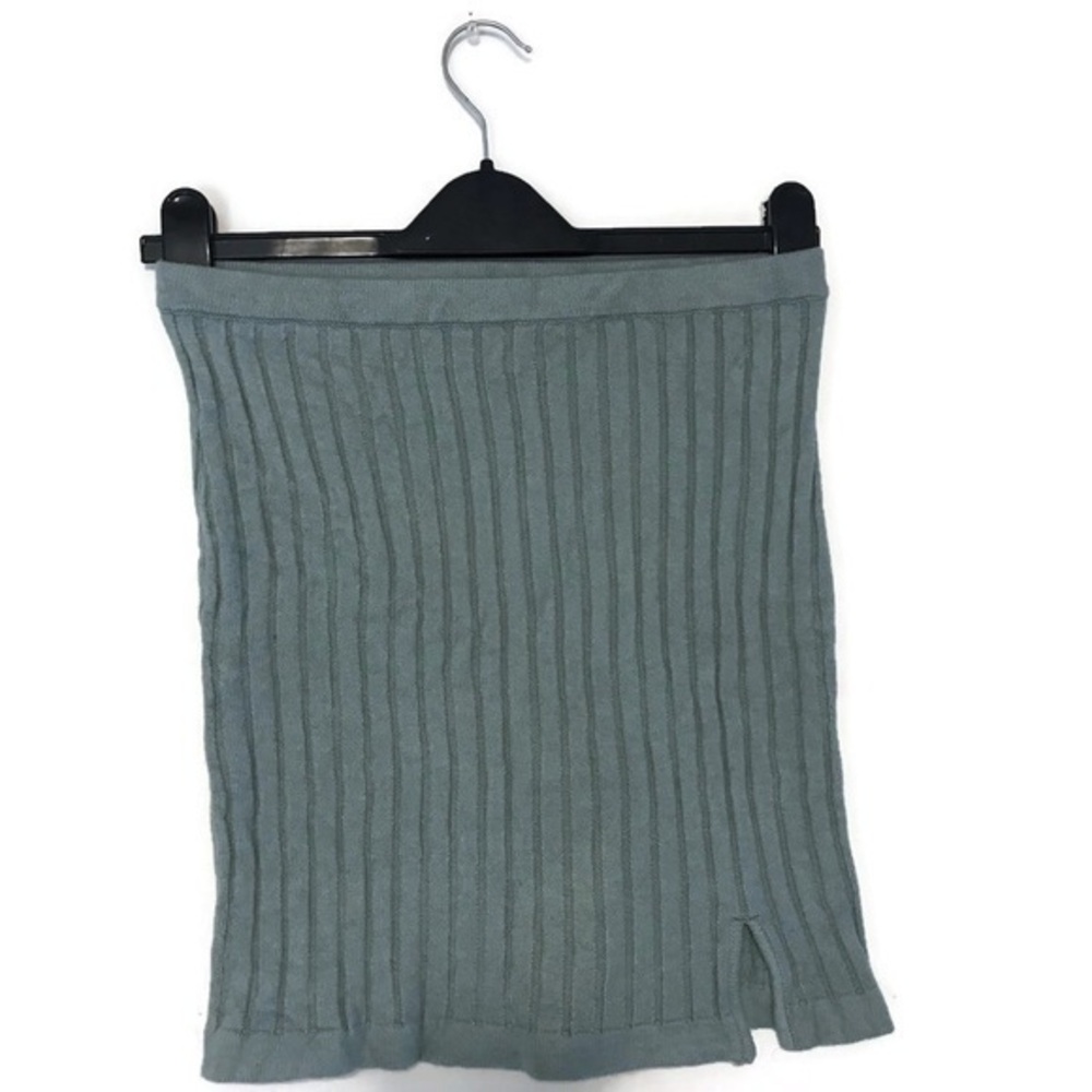 Lulus Green Blue Ribbed Skit Mini Skirt Women’s size Medium 8 10